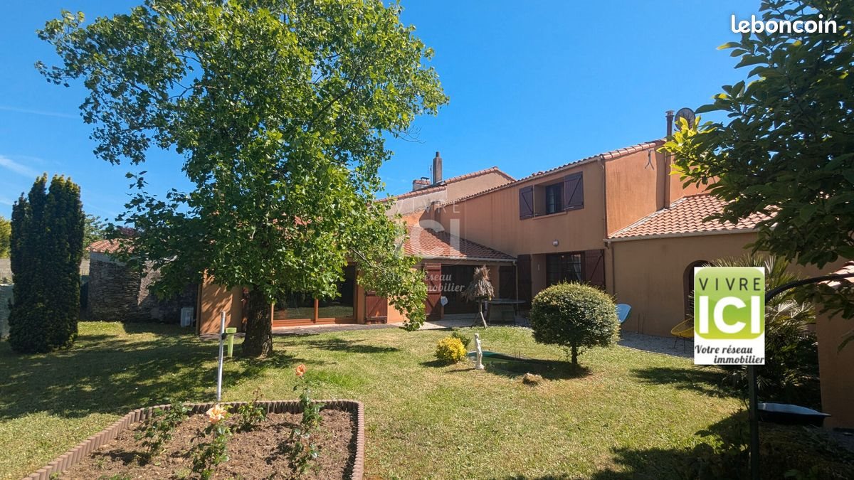 Maison à vendre, 167m², La Haie-Fouassière
