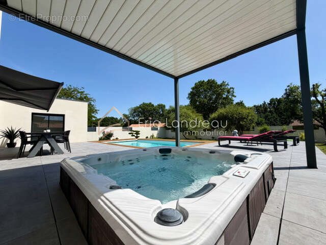 Maison à vendre, 128m², Le Girouard