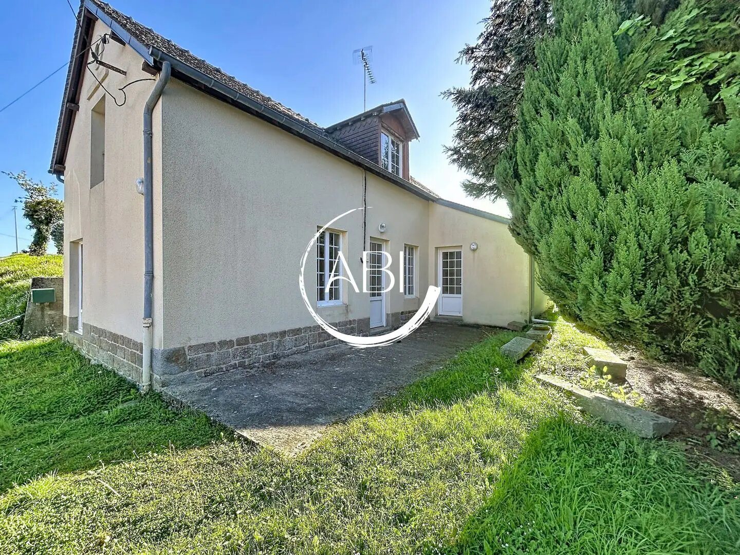 Maison à vendre, 93m², Rânes