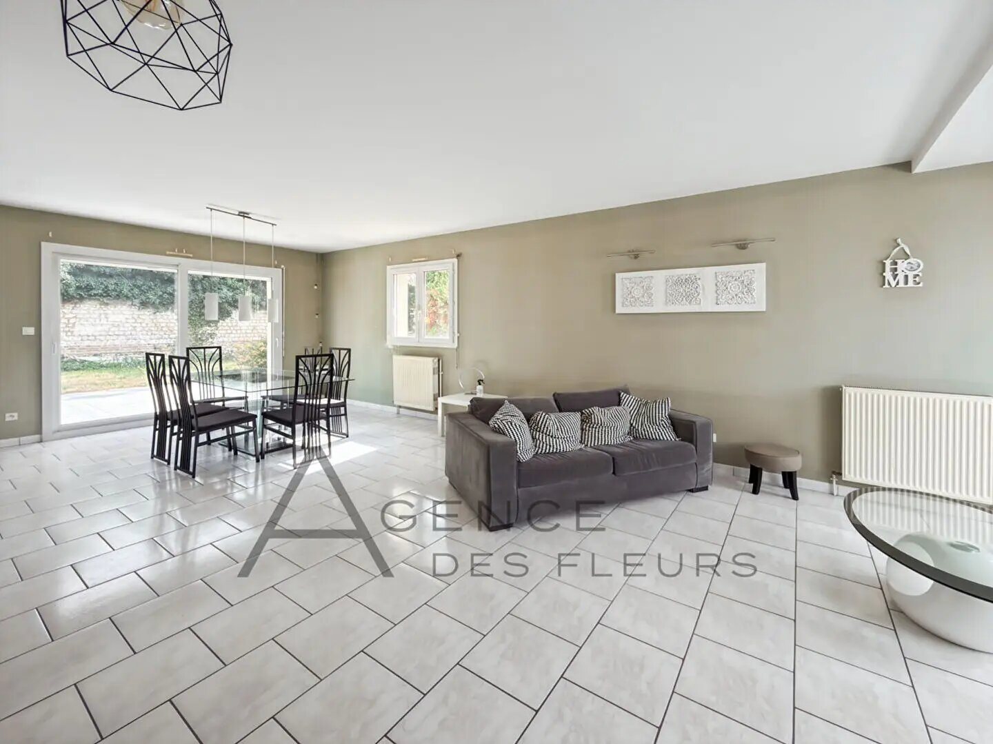 Maison à vendre, 1100m², Saint-Pierre-lès-Elbeuf