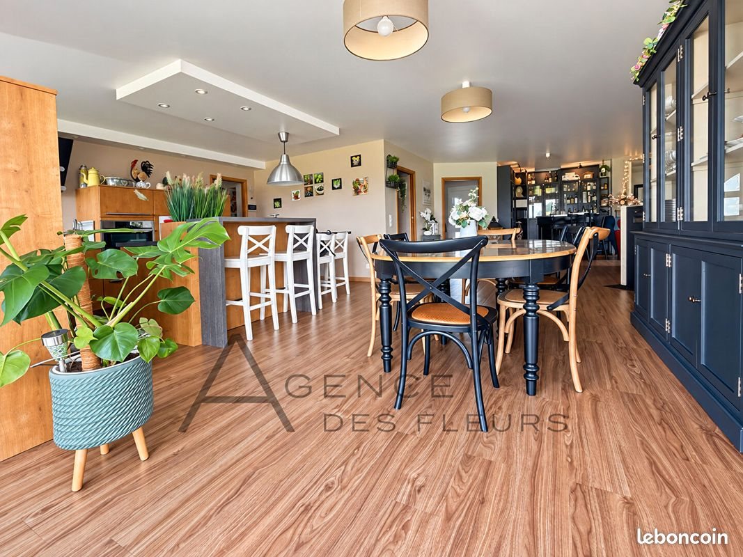 Maison à vendre, 214m², Tourville-la-Campagne