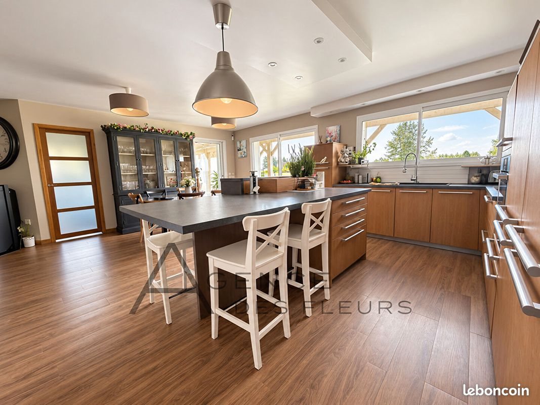 Maison à vendre, 214m², Tourville-la-Campagne