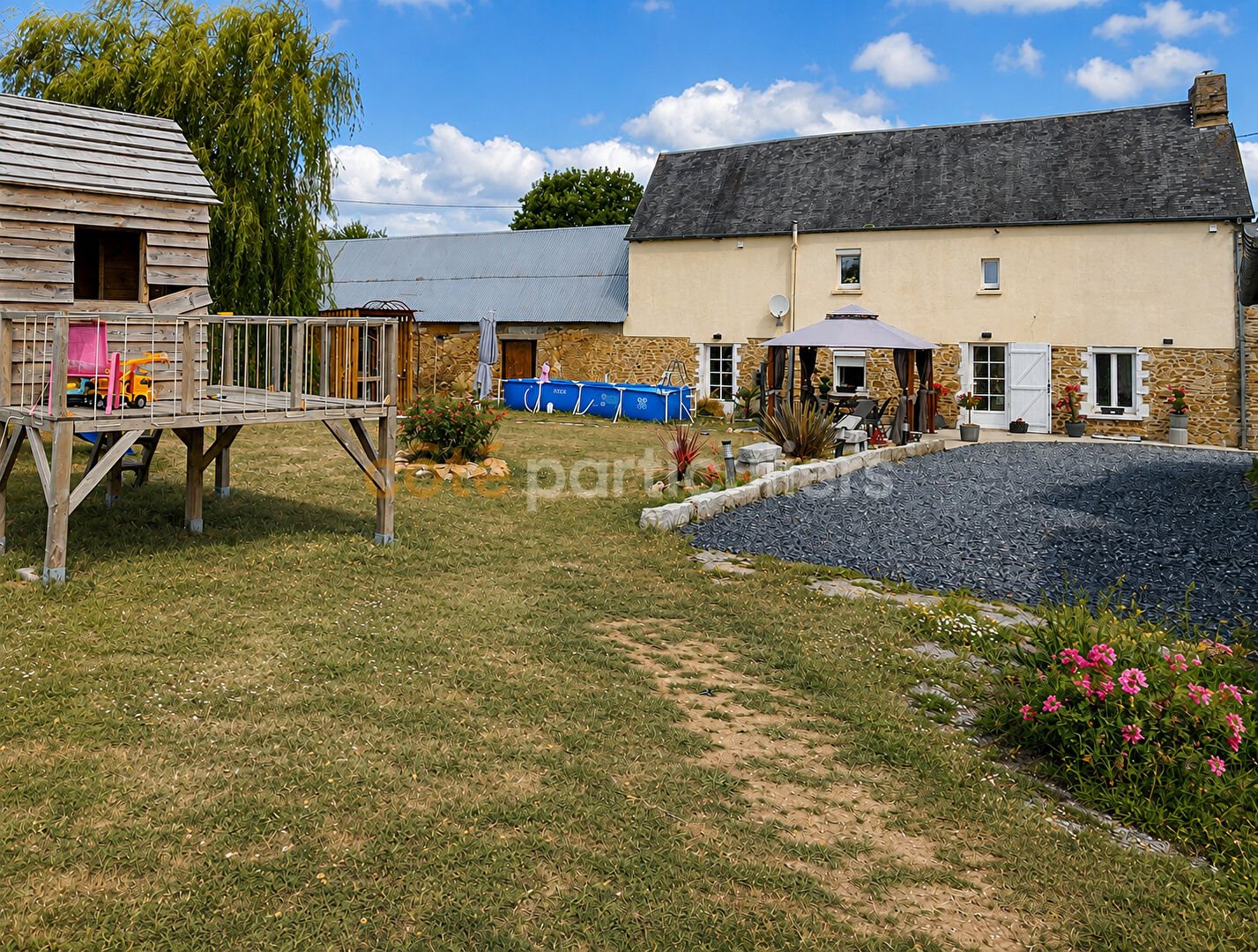 Maison à vendre, 104m², Millières