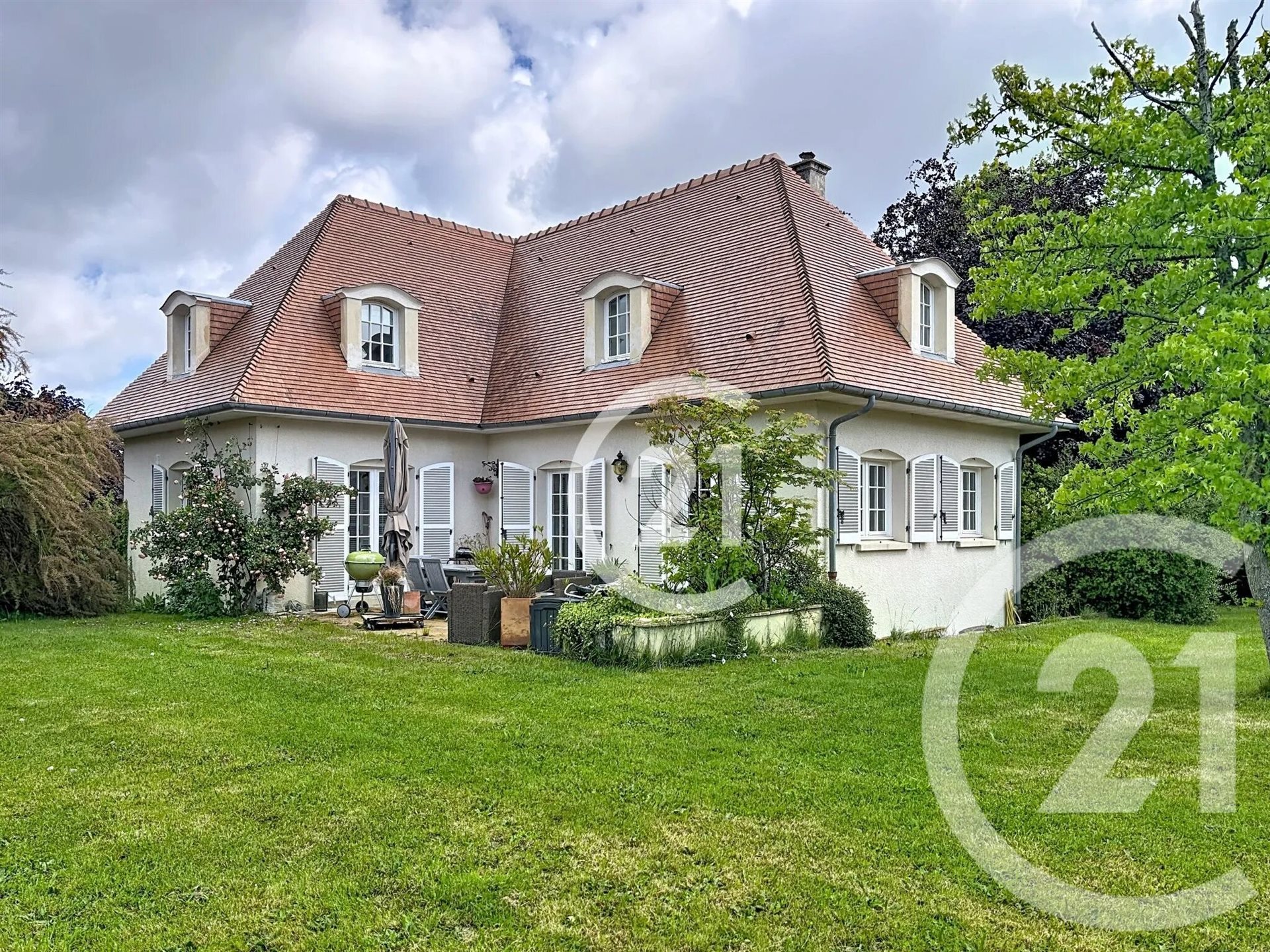 Maison à vendre, 147m², Eterville