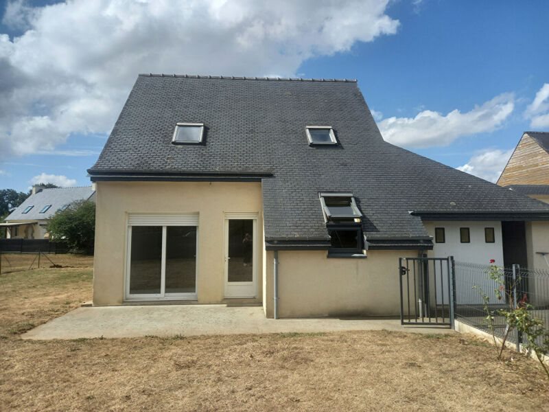 Maison à louer, 80m², Ploumagoar