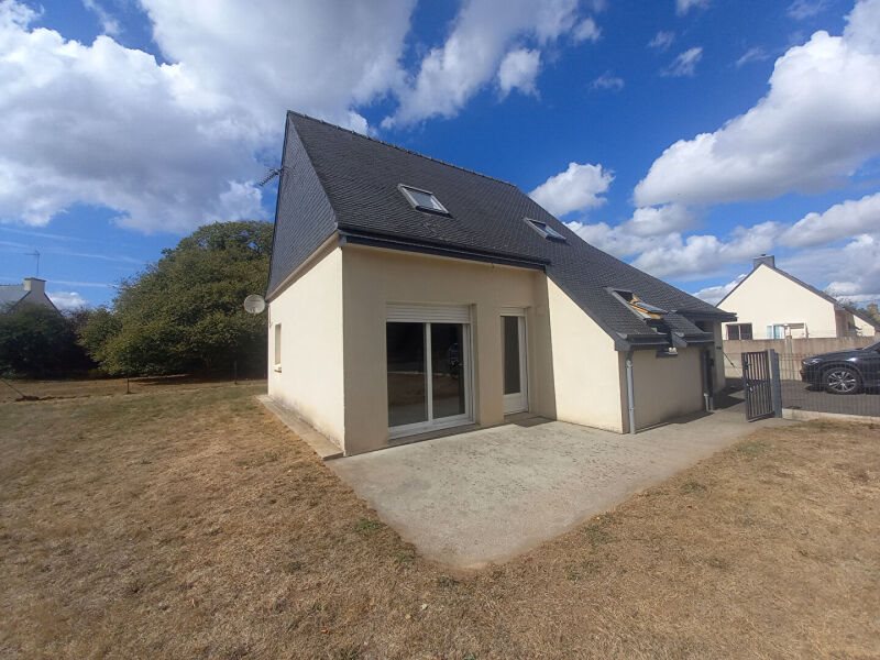 Maison à louer, 80m², Ploumagoar