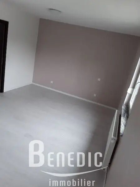 Appartement à louer, 92m², Théding