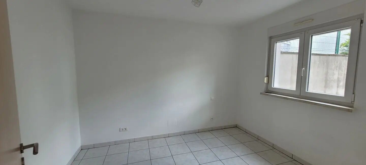 Appartement à louer, 69m², Puttelange-aux-Lacs
