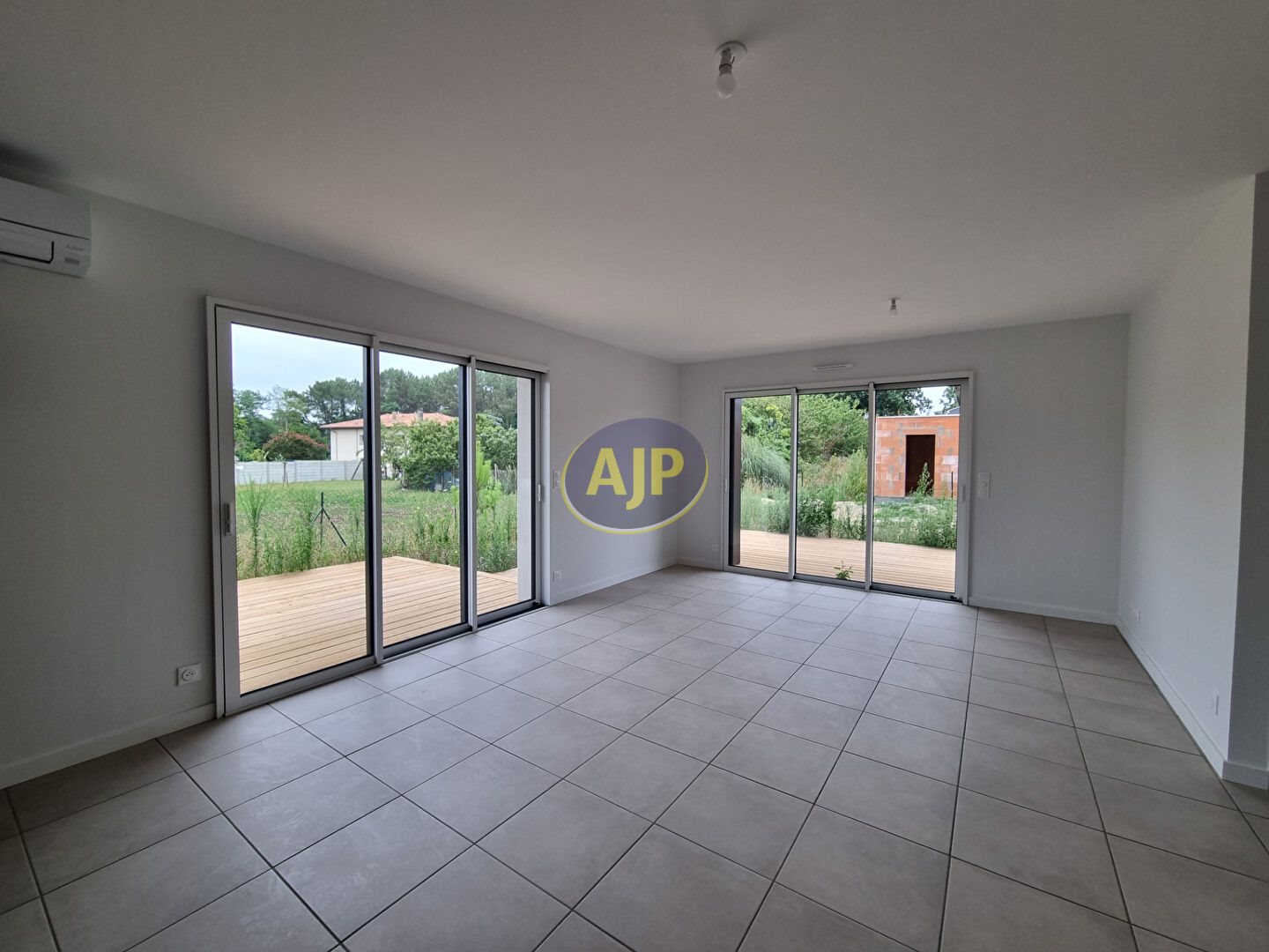 Maison à louer, 90m², Angresse