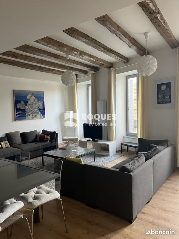 Appartement à louer, 93m², Millau