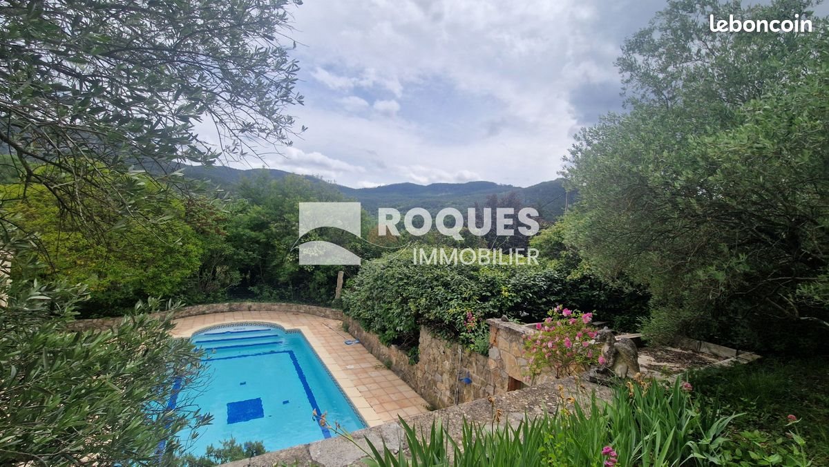 Maison à vendre, 133m², Saint-Etienne-de-Gourgas