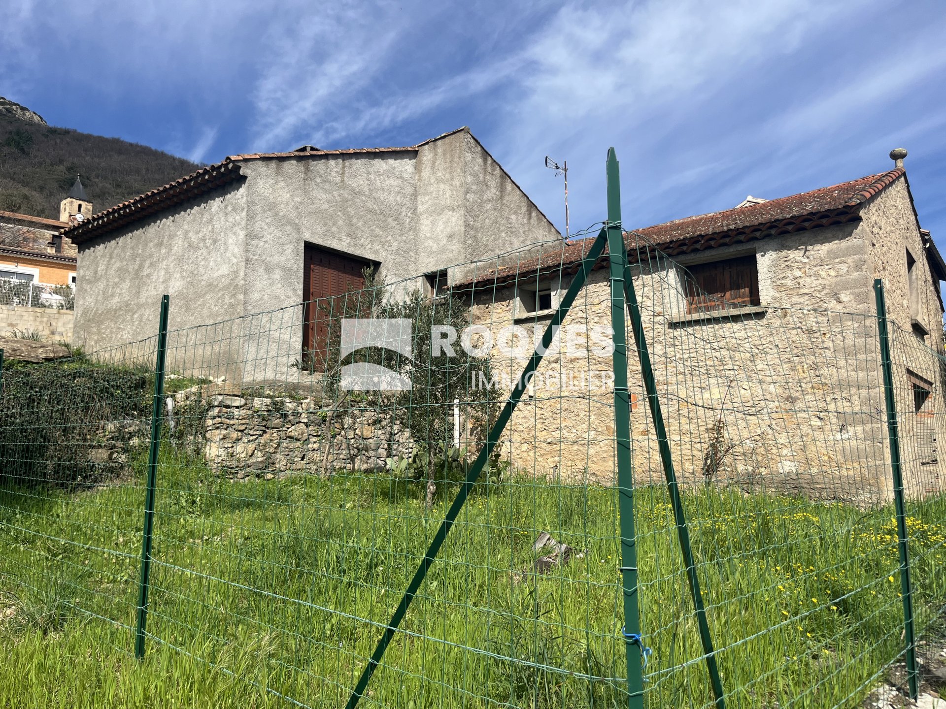 Maison à vendre, 4m², Colombières-sur-Orb