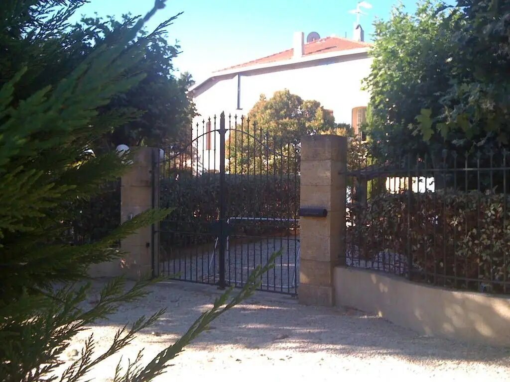 Appartement à louer, 17m², Meyreuil