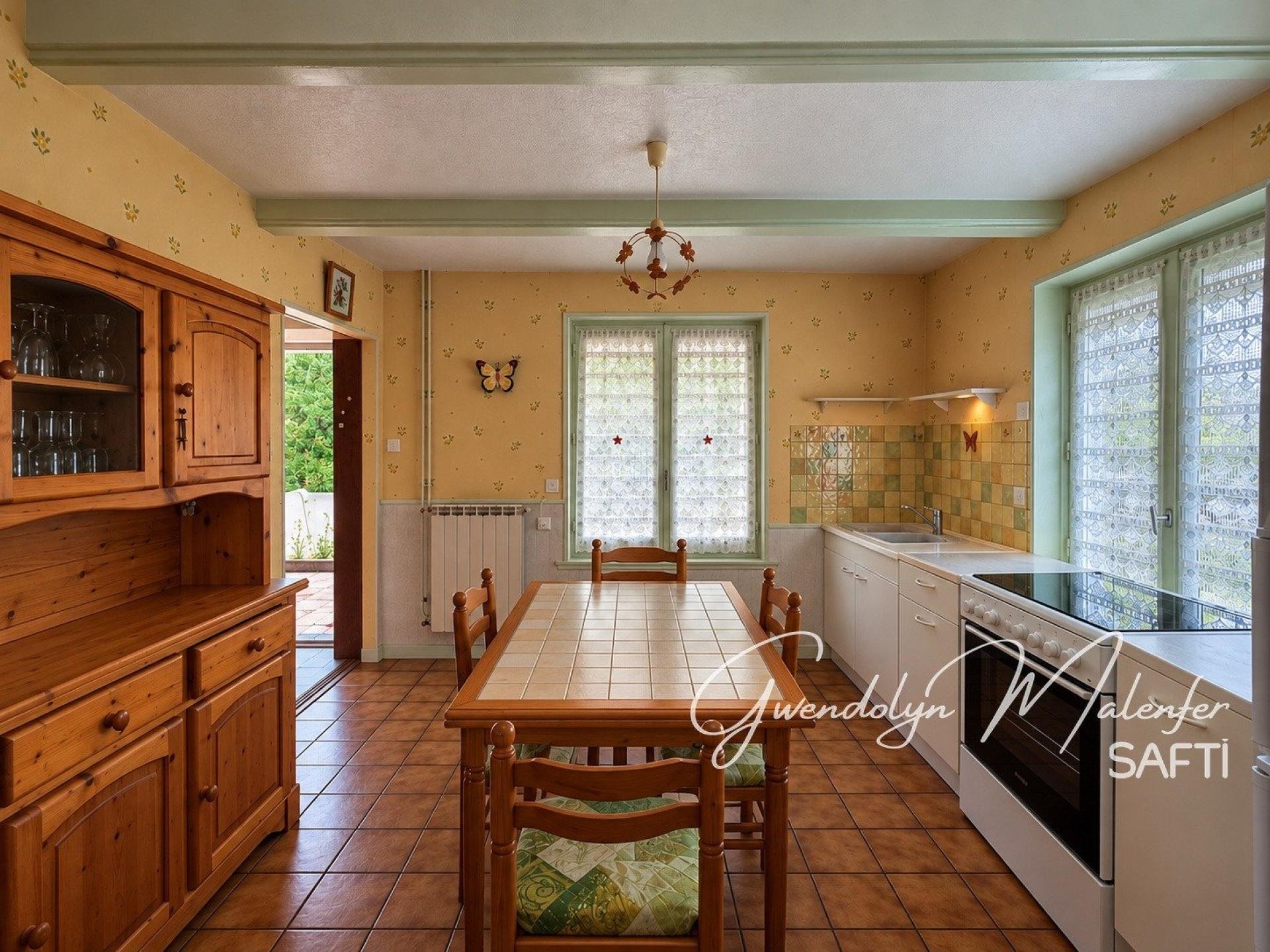 Maison à vendre, 95m², Lons-le-Saunier