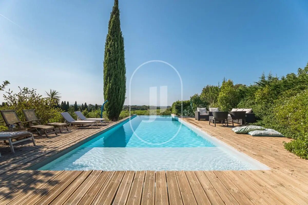 Maison à vendre, 158m², Villeneuve-lès-Avignon