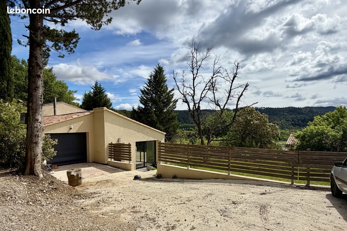 Maison à vendre, 140m², Méounes-lès-Montrieux