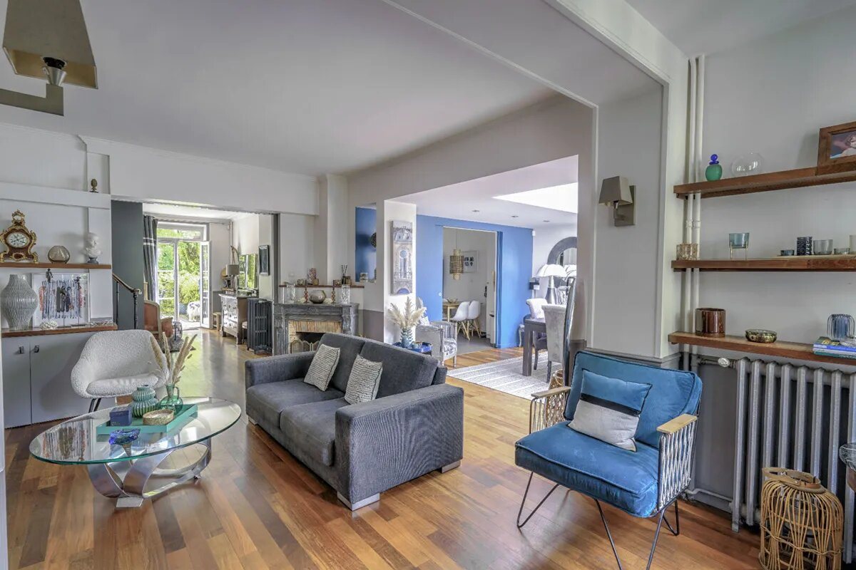 Maison à vendre, 236m², Suresnes
