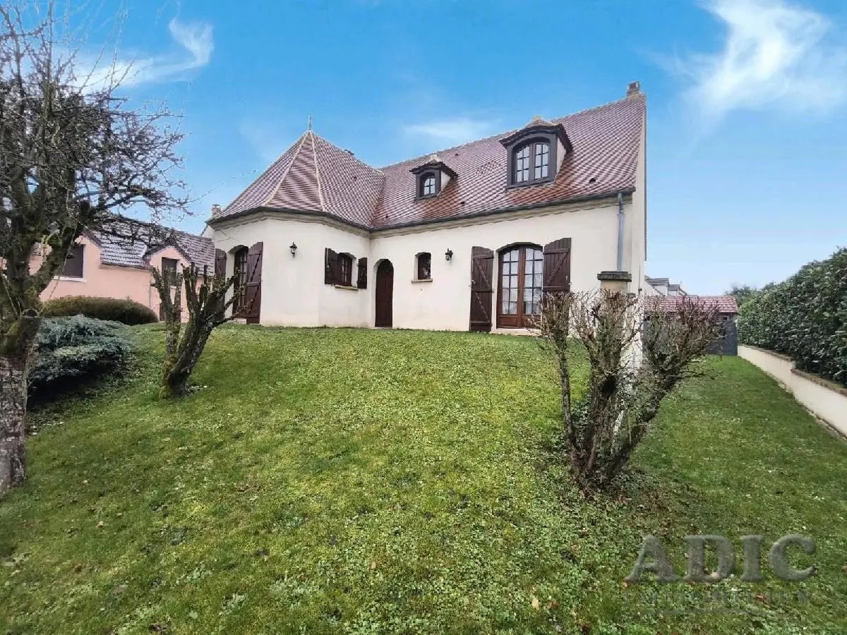Maison à vendre, 154m², Rouvres
