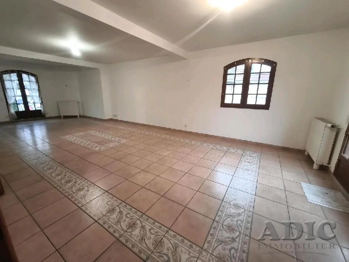 Maison à vendre, 154m², Rouvres