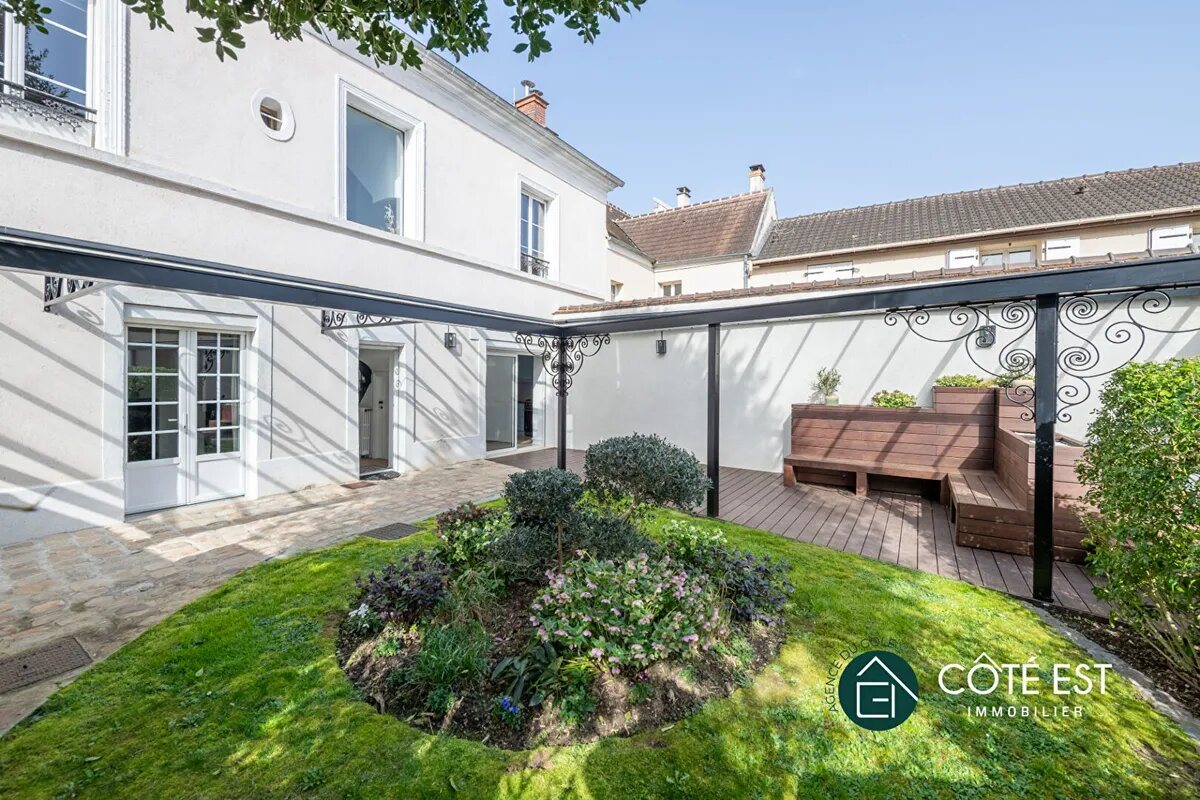 Maison à vendre, 325m², Jossigny