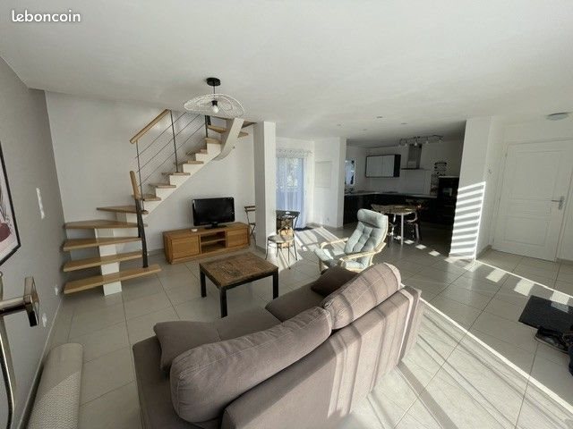 Maison à louer, 78m², Vannes