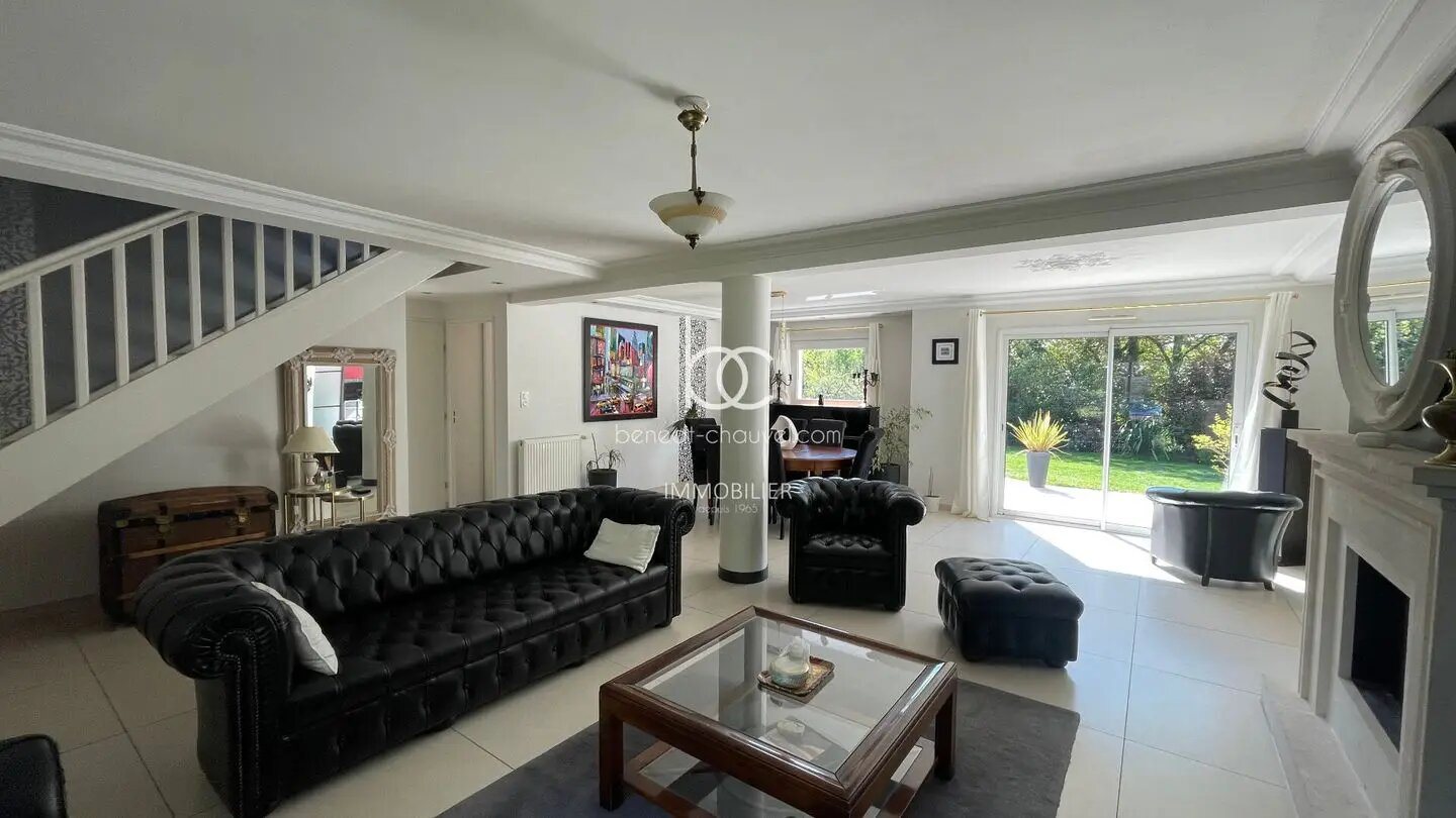 Maison à vendre, 172m², Theix