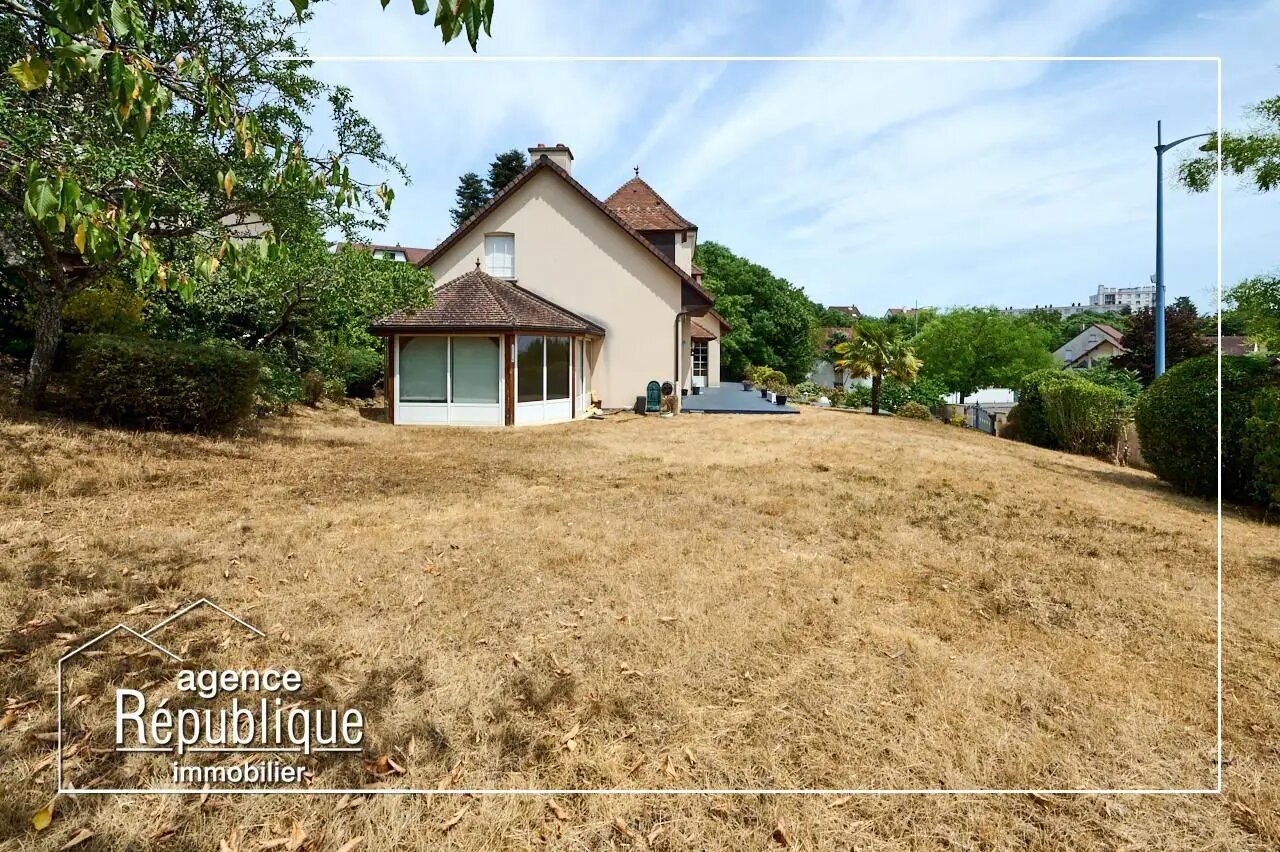 Maison à vendre, 240m², Talant