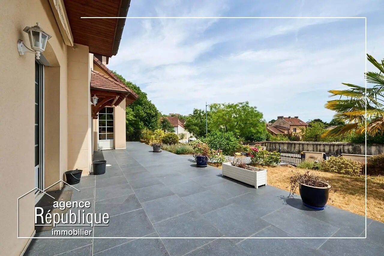Maison à vendre, 240m², Talant