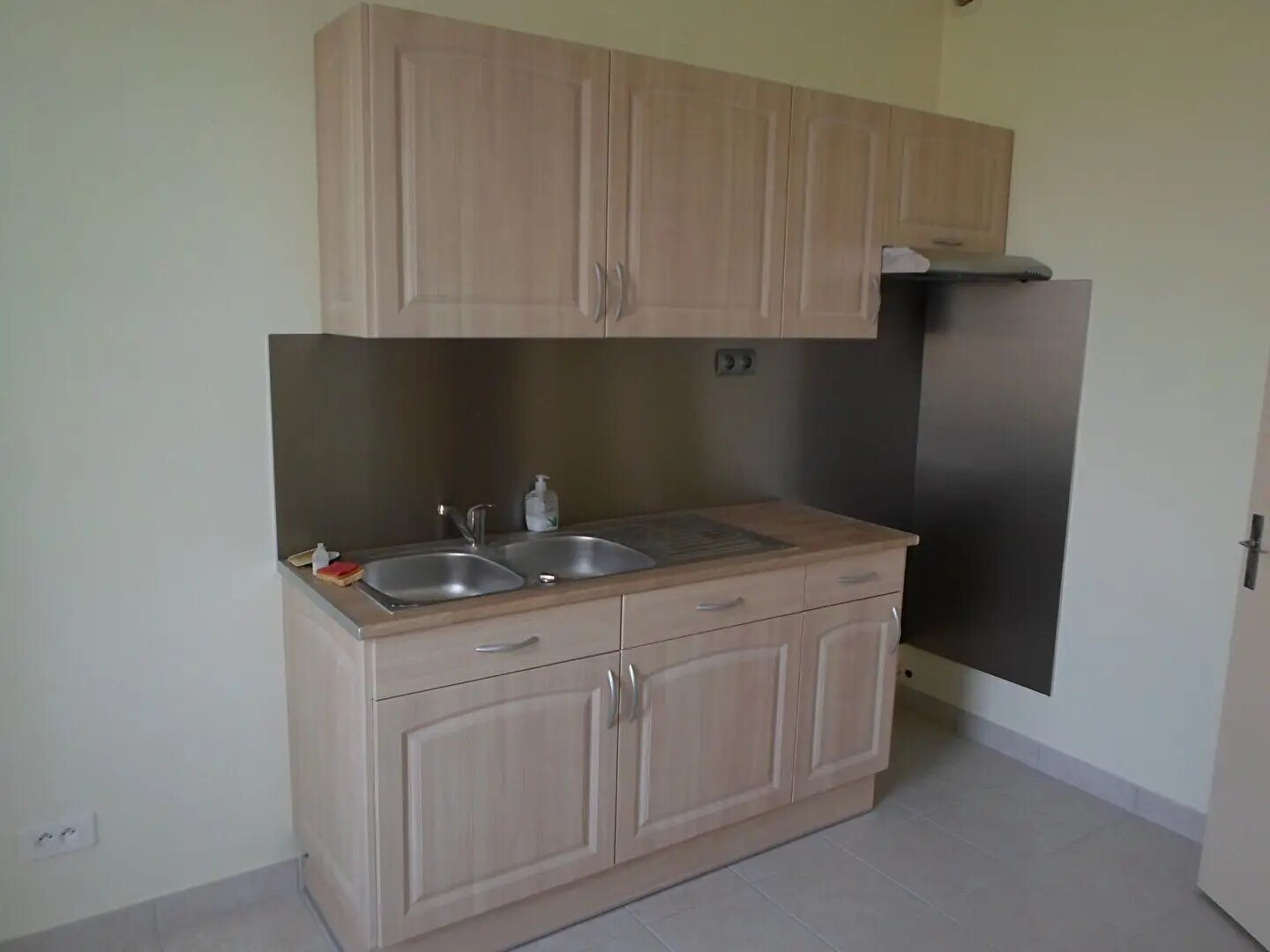 Appartement à louer, 49m², Cheny