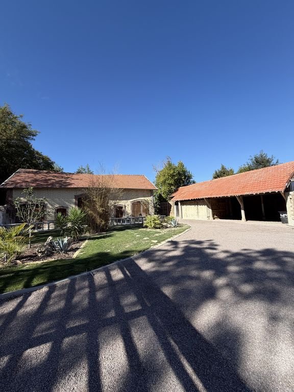 Maison à vendre, 276m², La Rivière-de-Corps