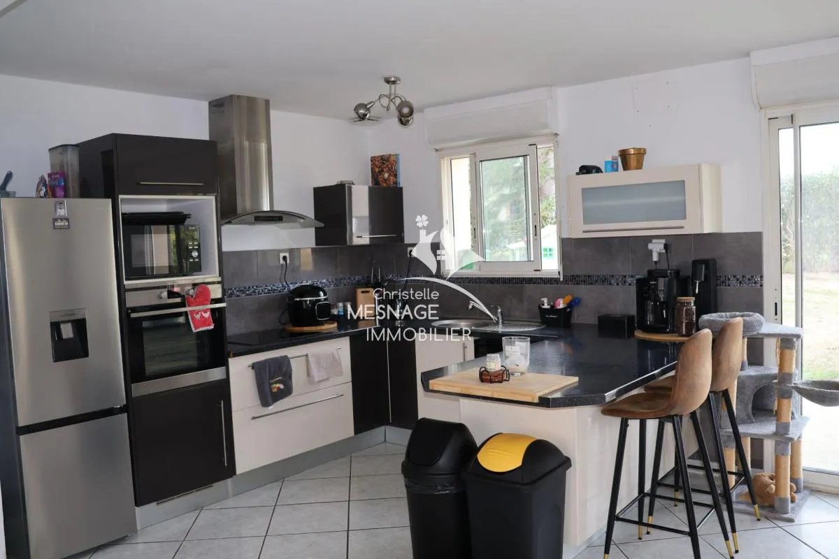 Maison à louer, 115m², Quévert