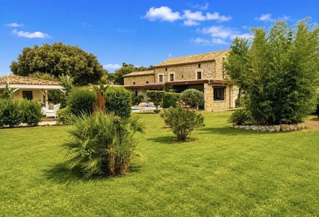 Maison à vendre, 345m², Uzès