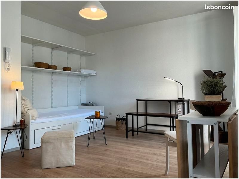 Appartement à louer, 19m², Alès
