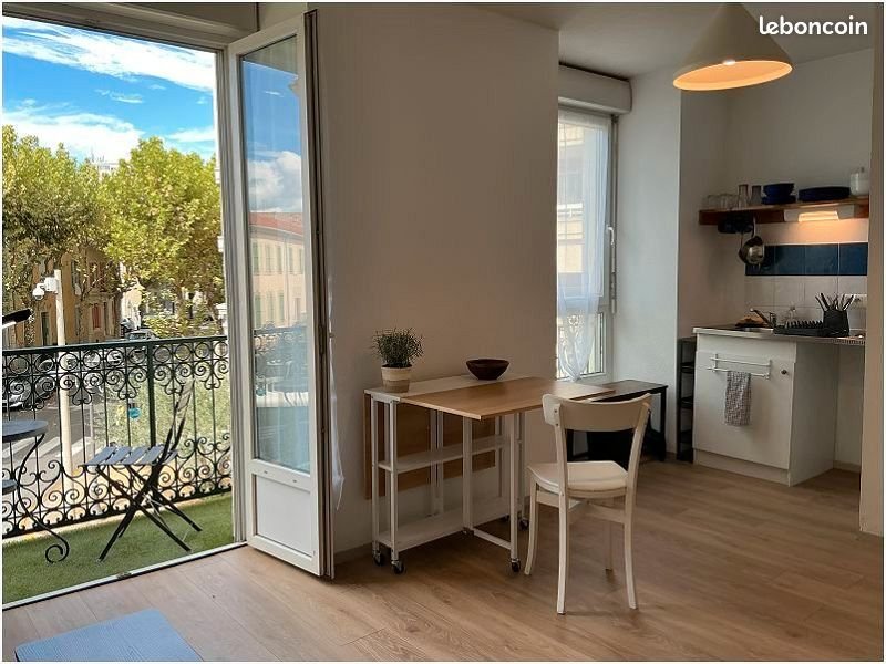 Appartement à louer, 19m², Alès