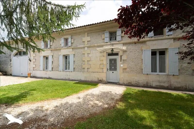 Maison à vendre, 298m², Montendre