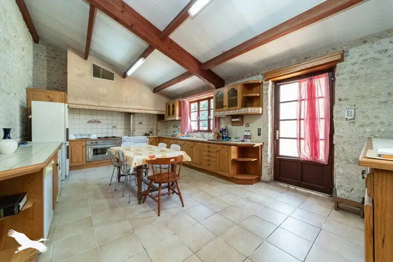 Maison à vendre, 280m², Chatenet