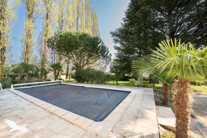 Maison à vendre, 207m², Montendre