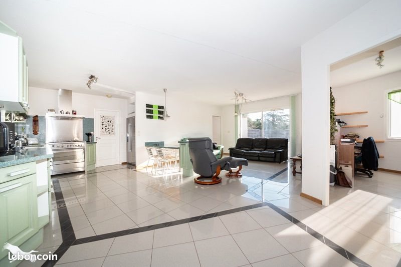 Maison à vendre, 200m², Chepniers