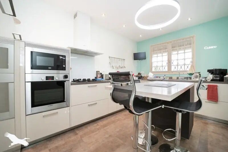 Maison à vendre, 195m², Montendre