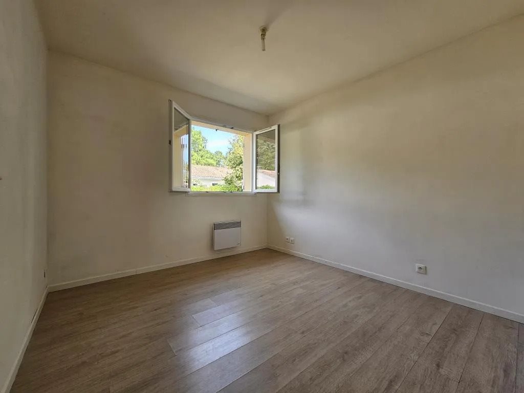 Maison à vendre, 75m², Saint-Yzan-de-Soudiac