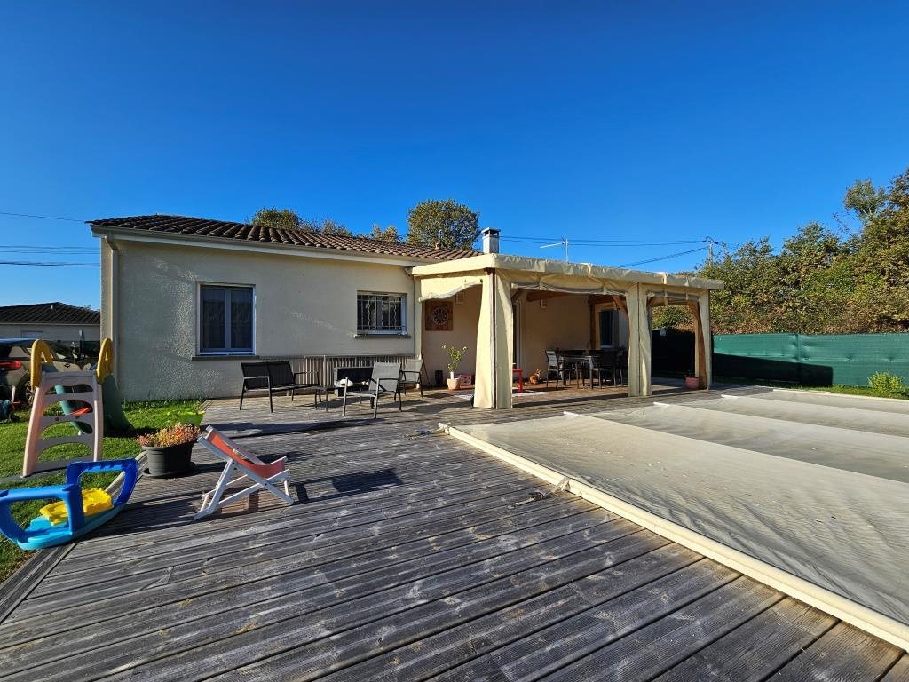 Maison à vendre, 99m², Saint-Yzan-de-Soudiac