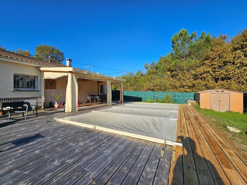 Maison à vendre, 99m², Saint-Yzan-de-Soudiac