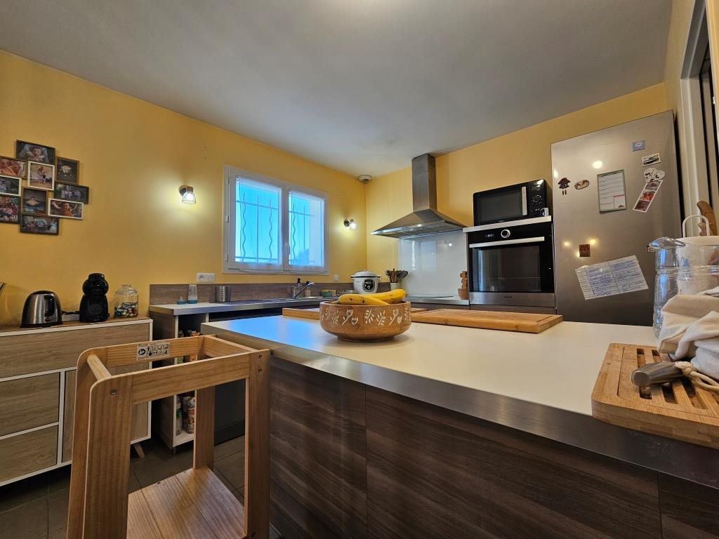 Maison à vendre, 99m², Saint-Yzan-de-Soudiac