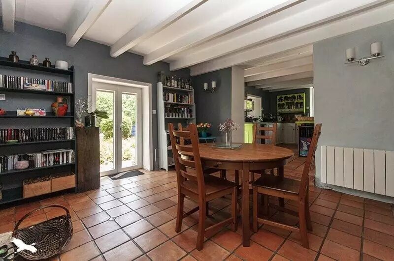 Maison à vendre, 203m², Piégut-Pluviers