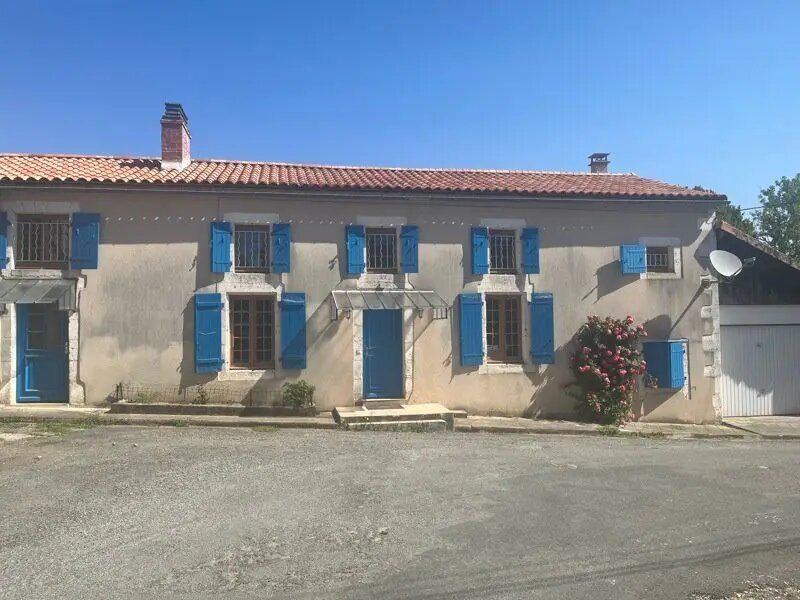 Maison à vendre, 142m², Nontron