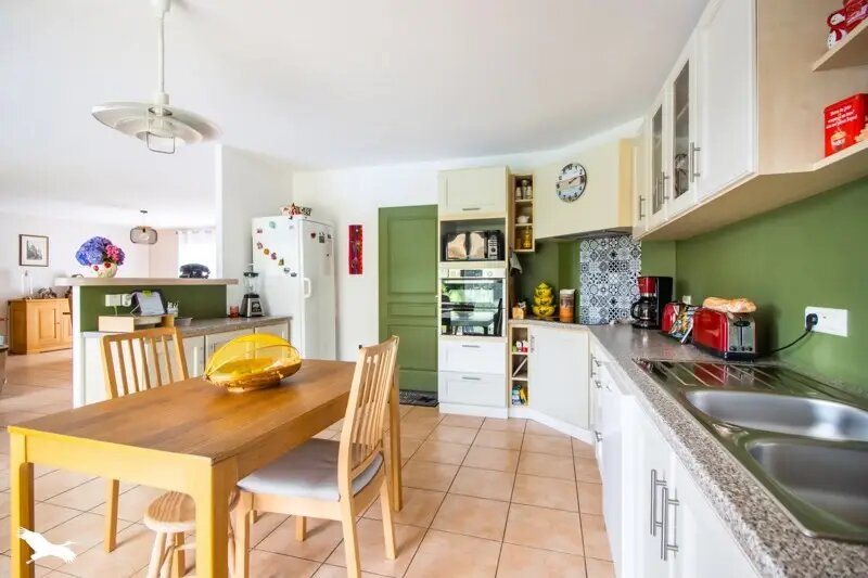 Maison à vendre, 133m², Saint-Pé-de-Léren