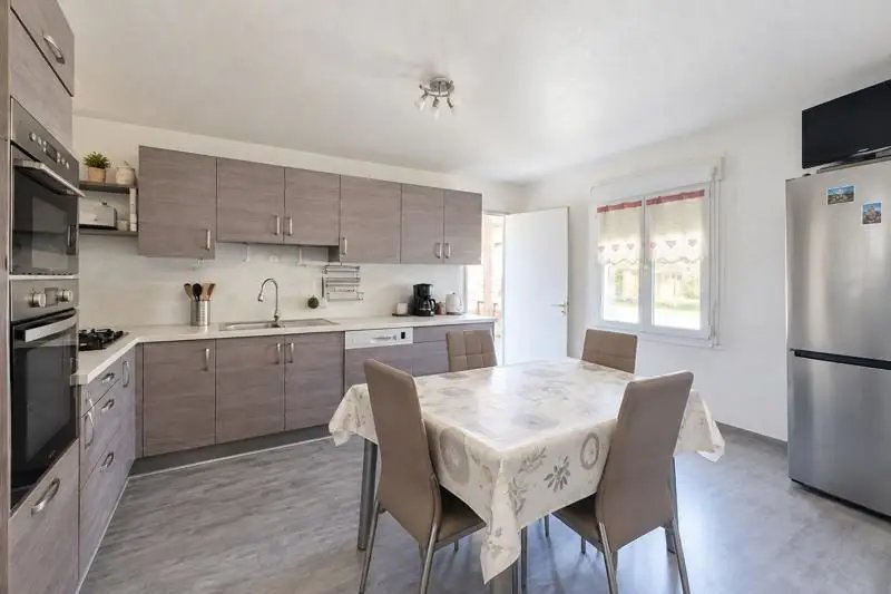 Maison à vendre, 125m², Sarliac-sur-l'Isle