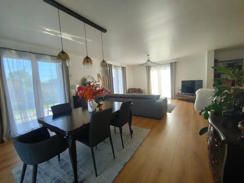 Maison à vendre, 175m², Saint-Caprais-de-Bordeaux