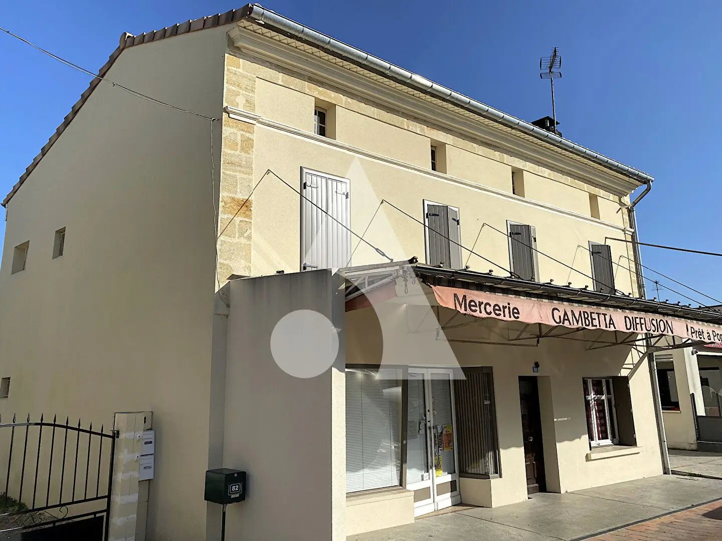 Maison à vendre, 159m², Saint-Seurin-sur-l'Isle