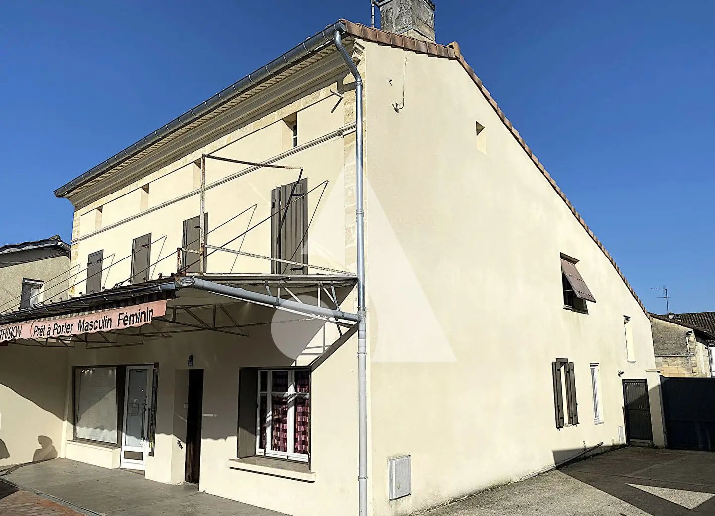 Maison à vendre, 159m², Saint-Seurin-sur-l'Isle